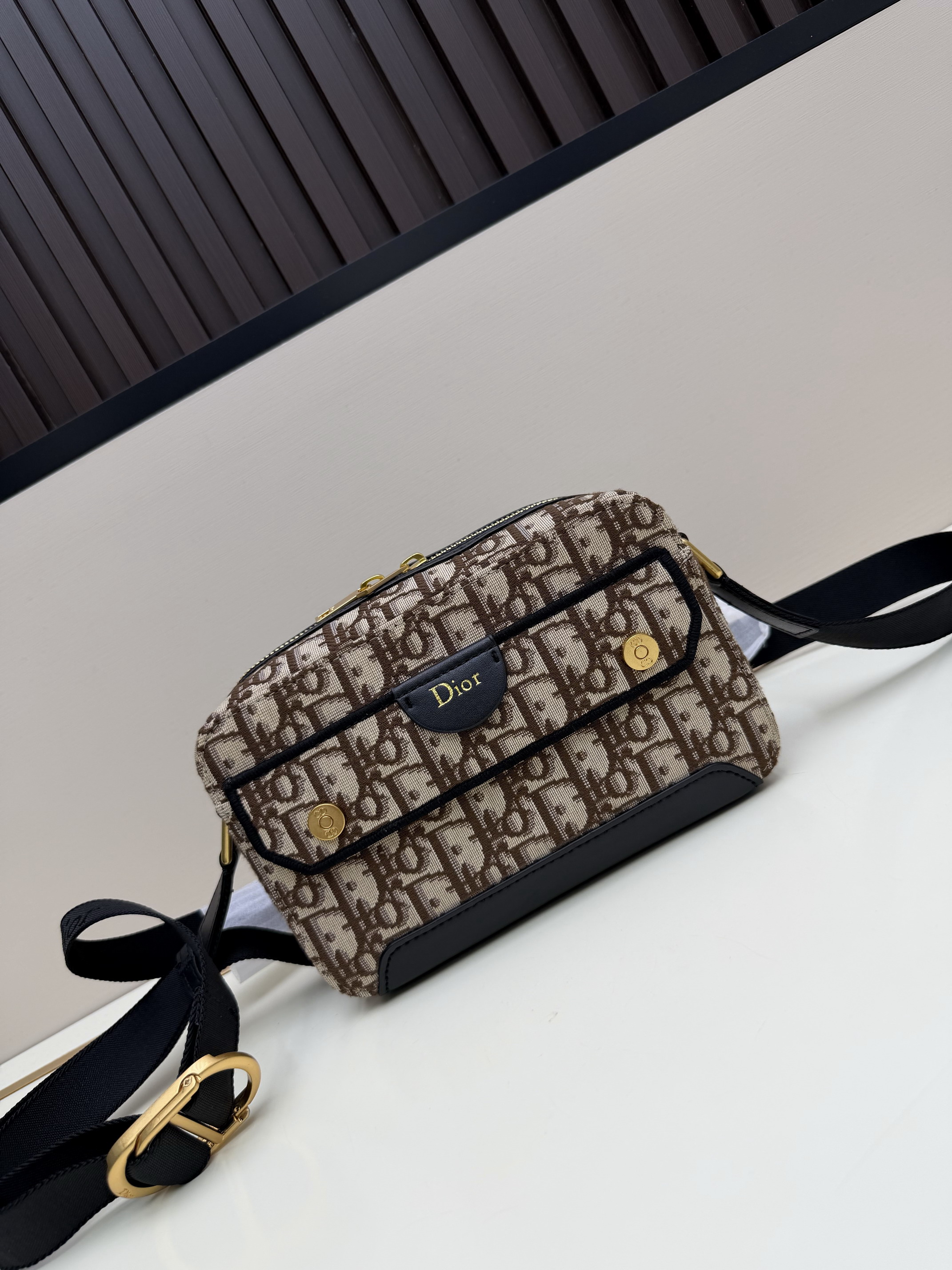 Dior Shoulder Bag ID:20261020-209